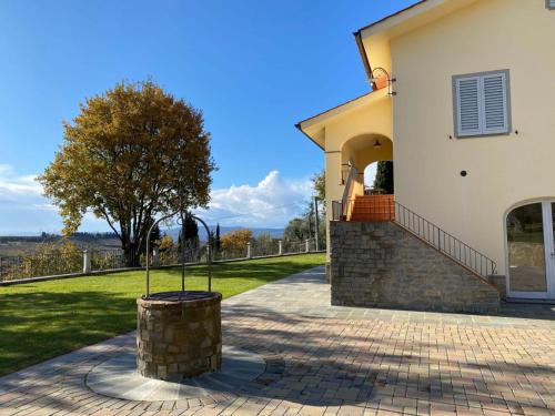 Spectacular Chianti View close San Gimignano — 4-Star Luxury Hotel in Tavarnelle Val Di Pesa, Italy