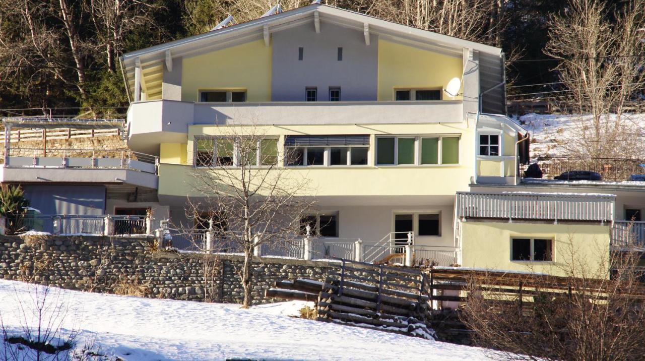 Apart Garni Dorfblick — 4-Star Luxury Hotel in Kappl, Austria