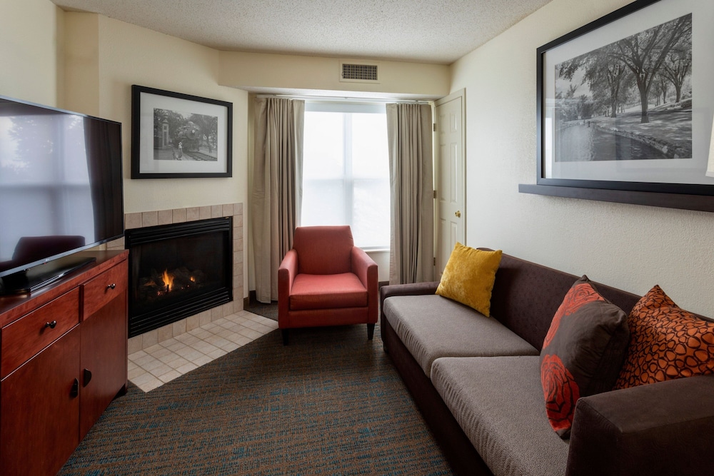 Residence Inn by Marriott Minneapolis St. Paul Roseville - photo 26