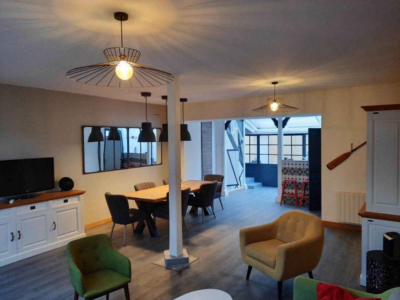 Villa Les Myrtilles — 4-Star Luxury Hotel in Cabourg, France