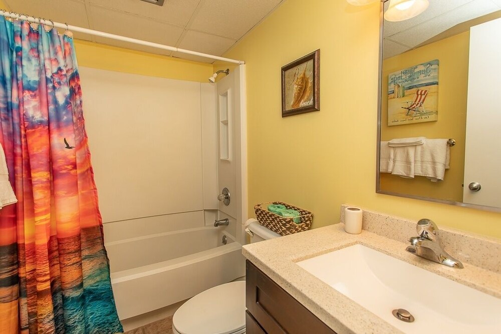 Royal Garden Resort 515 2 Bedroom Condo by RedAwning - photo 12