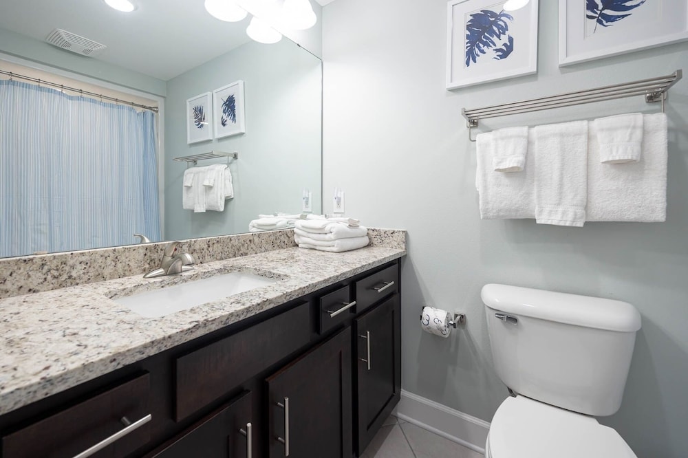 Phoenix Gulf Towers 2702 2 Bedroom Condo - photo 16