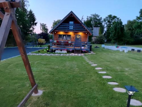 Domek Skitnica in Mirsk, Poland