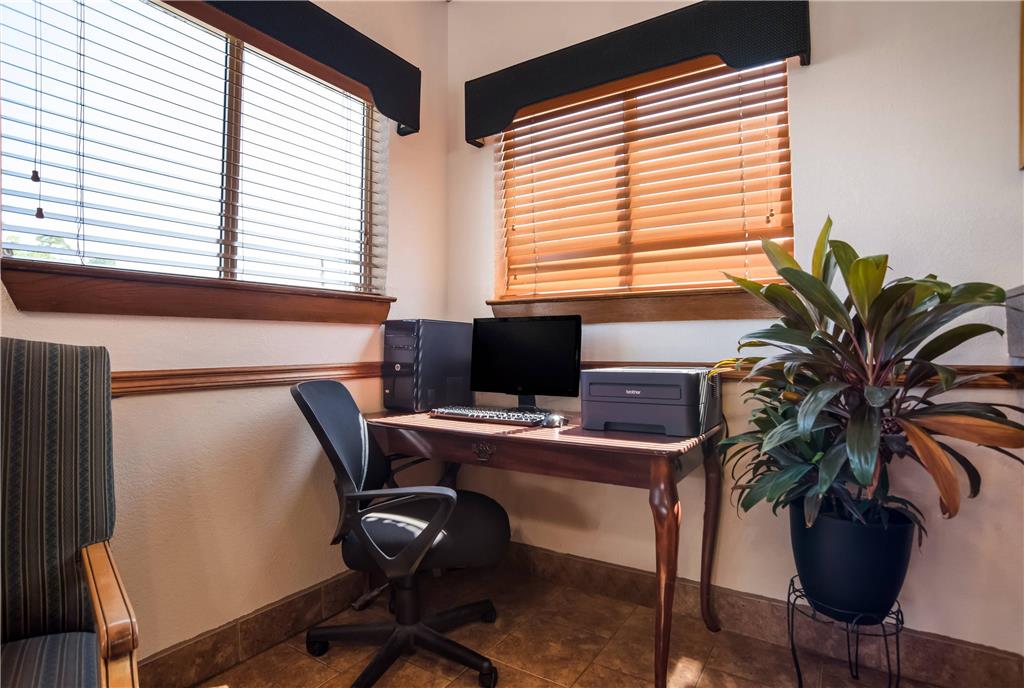 Suburban Studios Biloxi North Area - photo 43