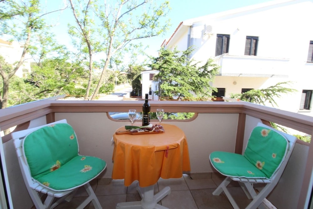 Mare 200 M From The Beach A1 — hotel in Kolan