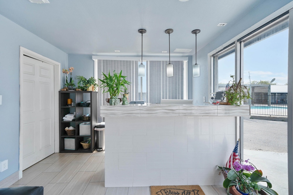 OYO Hotel Rockport Bay View - photo 3