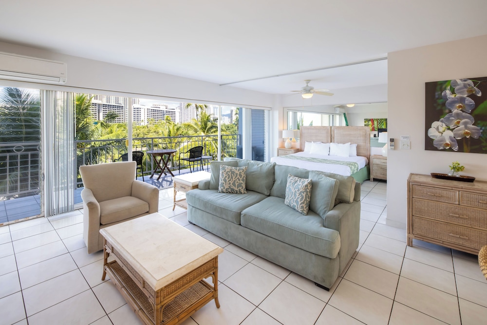 Waikiki Shore By Outrigger - photo 108