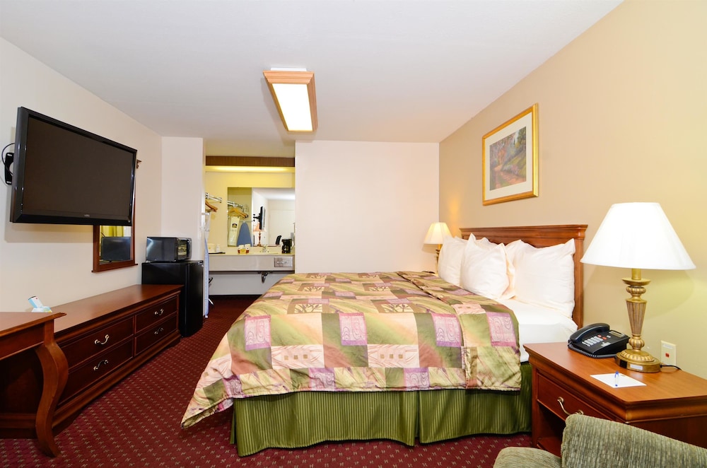 Super 8 by Wyndham McGehee - photo 16