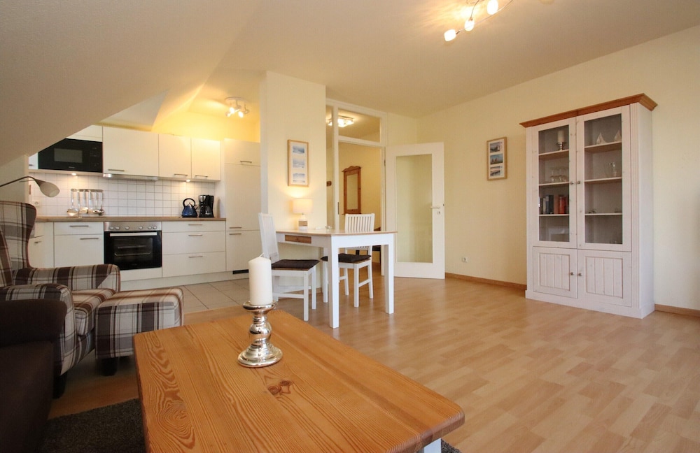 Ferienwohnung in Burhave — 4-Star Luxury Hotel in Butjadingen, Germany