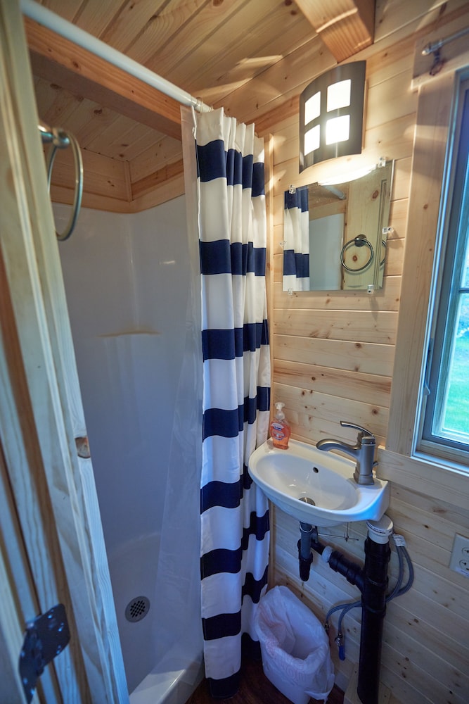Tuxbury Pond Camping Resort Cottage - photo 65