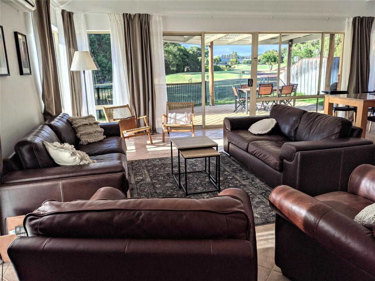 Stableford Cottage Holiday Home Dunsborough — 4-Star Luxury Hotel in Dunsborough, Australia