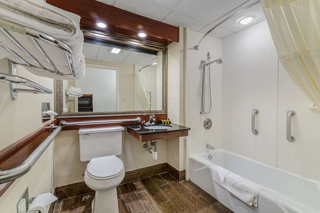 Best Western Plus Augusta Civic Center Inn - photo 34