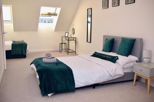 Modern house in City Centre with private parking and gated property — 4-Star Luxury Hotel in Birmingham, United Kingdom