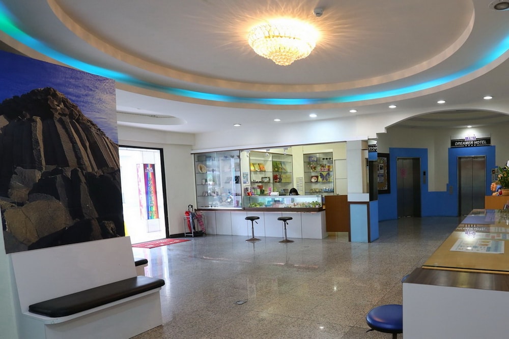 Dreamer Hotel — Magong