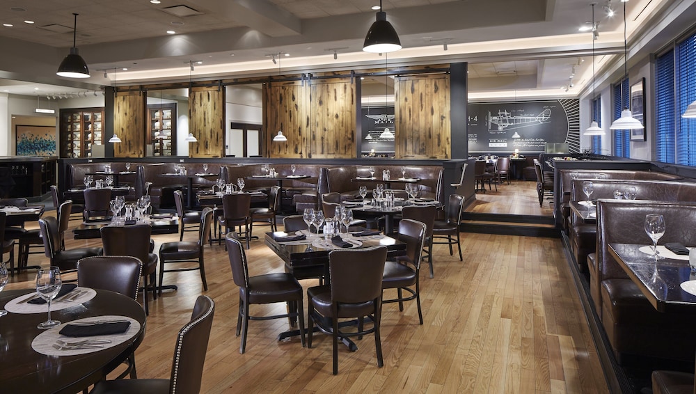 Loews Chicago O'Hare Hotel - photo 38