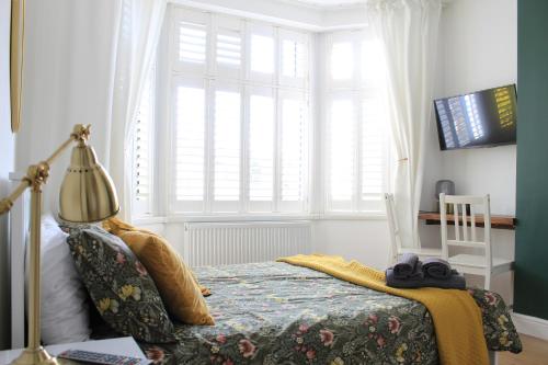 Stylish Ensuite Room 15 Mins to Central London in London, United Kingdom