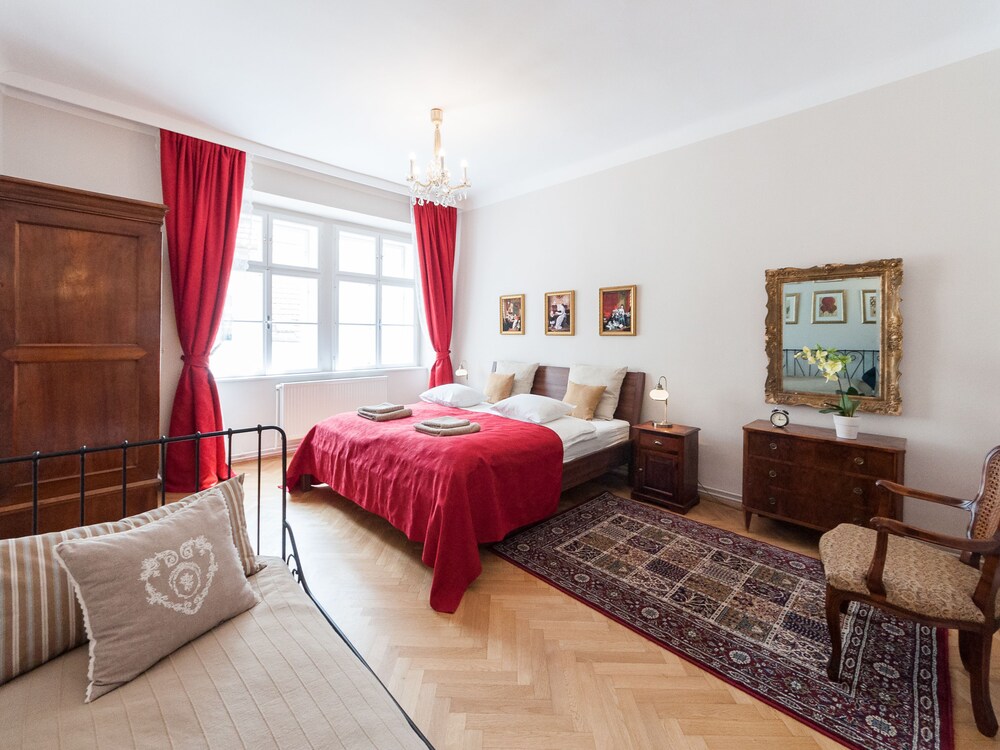 ElegantVienna — 4-Star Luxury Hotel in Vienna, Austria
