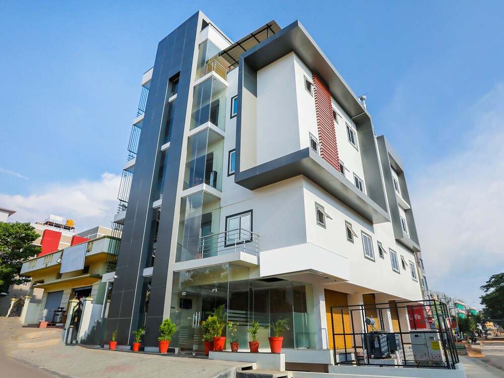 OYO 19658 Surabhi Comforts - carbon neutral hotel in Mysore