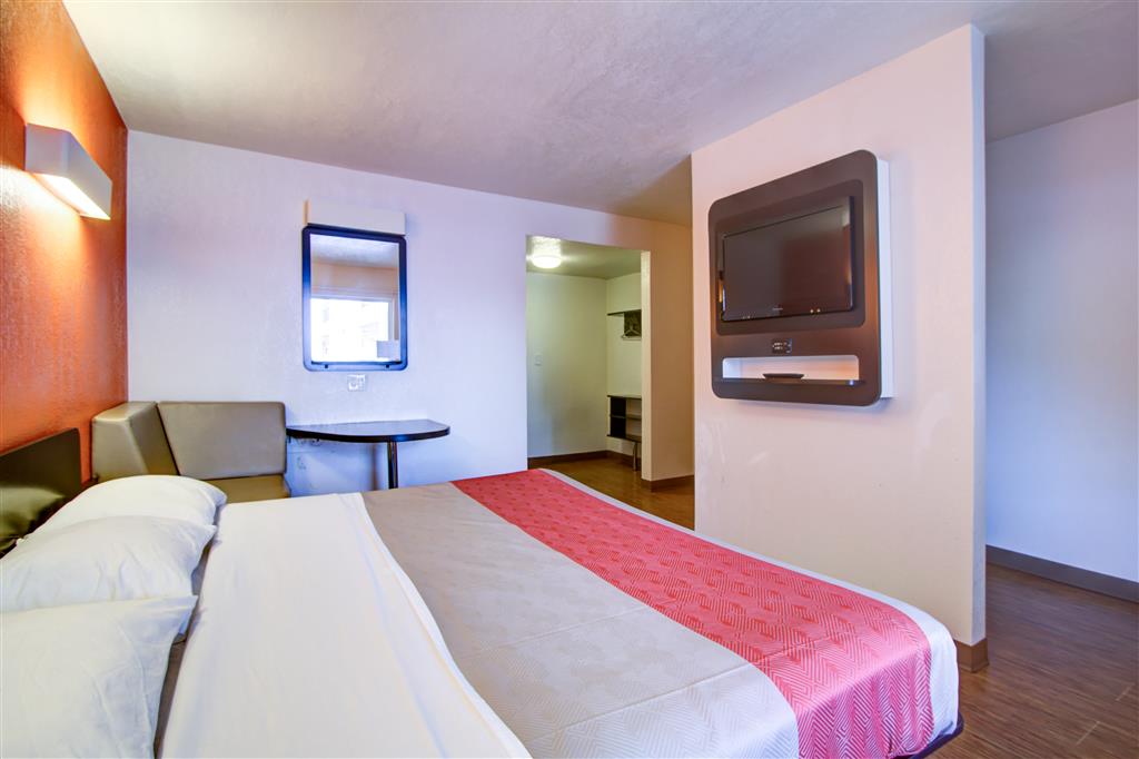 Motel 6 Richfield OH - photo 12