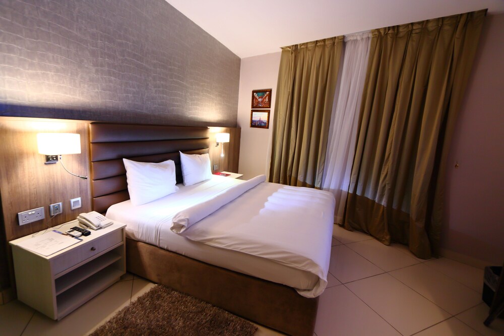 Fahrenheit Loft - carbon neutral hotel in Lagos