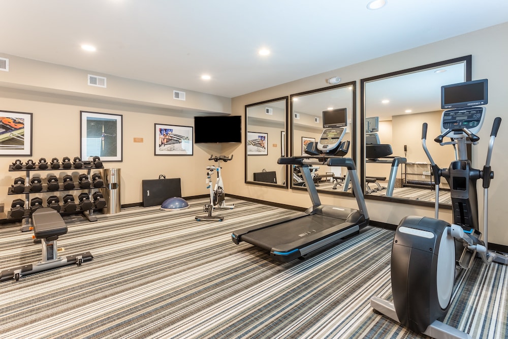 Candlewood Suites Davenport by IHG - photo 19