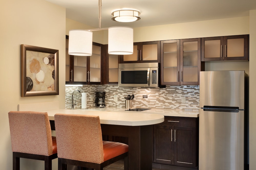 Staybridge Suites Midland by IHG - photo 11