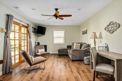 Arrington Retreat — 4-Star Luxury Hotel in Hillsboro, United States