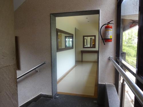 Hotel Chandralok — Lonavla