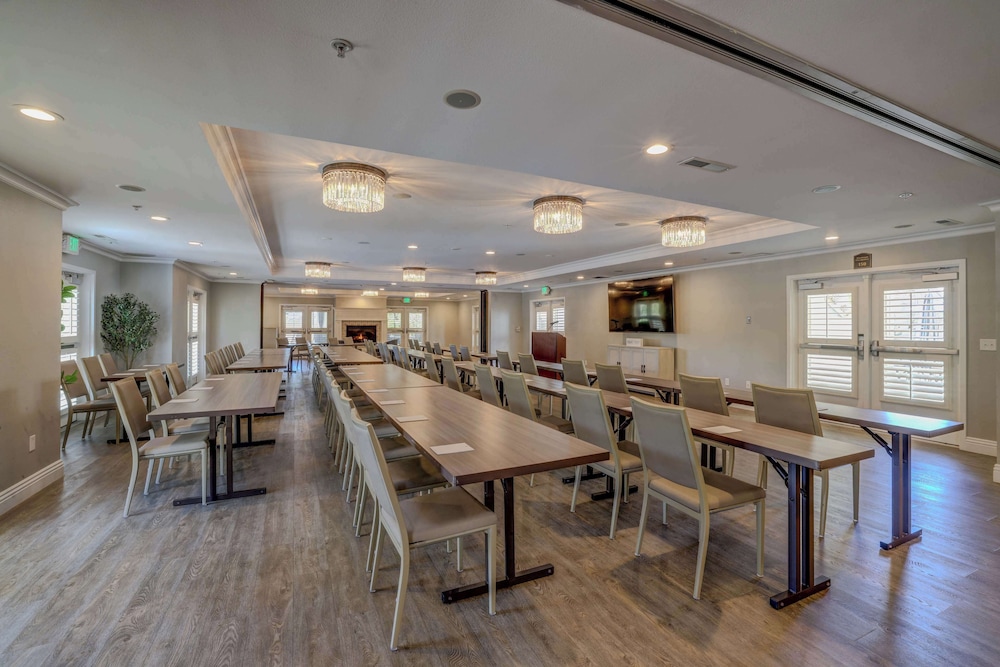 The Lodge at Healdsburg tapestry Collection by Hilton - photo 50