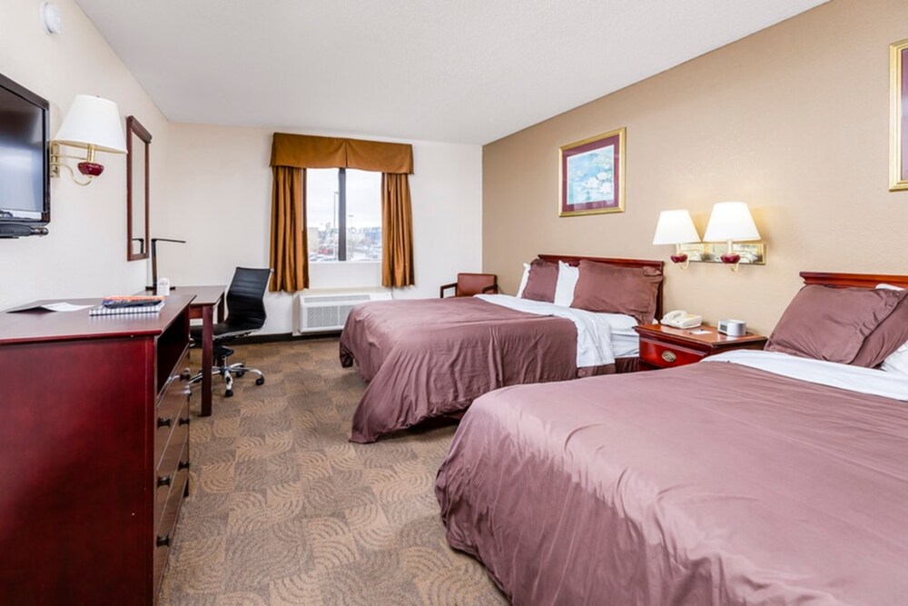 Regency Inn & Suites Biloxi - photo 9