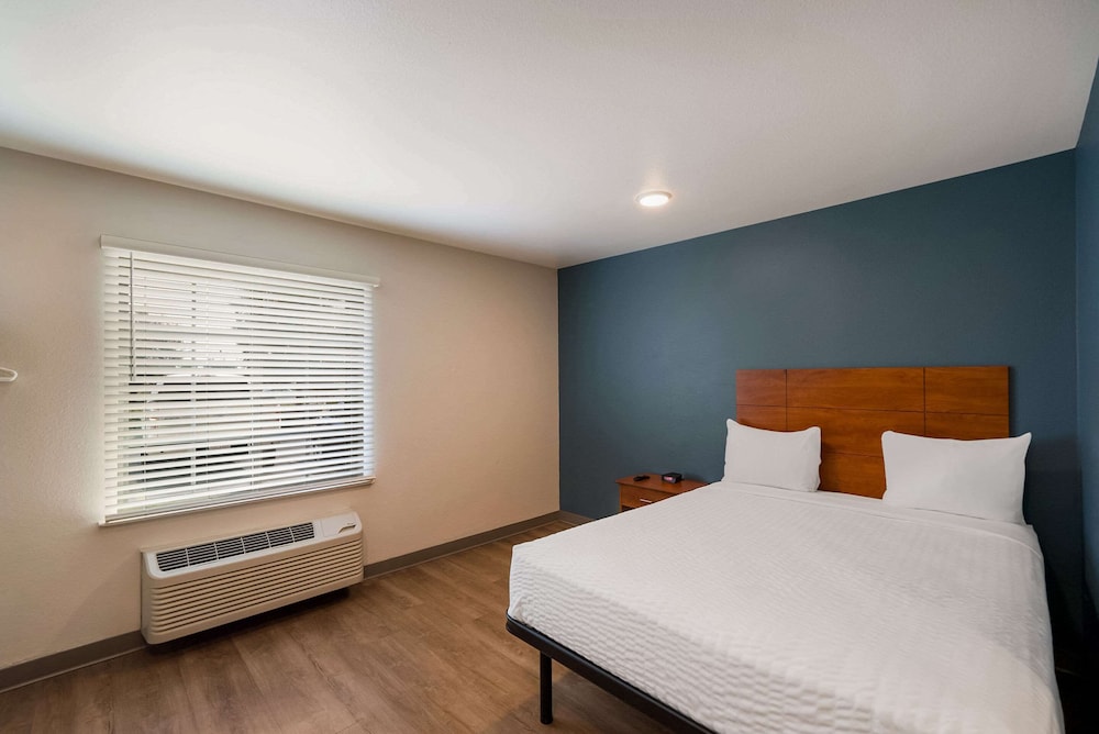 WoodSpring Suites Fort Worth Fossil Creek - photo 20