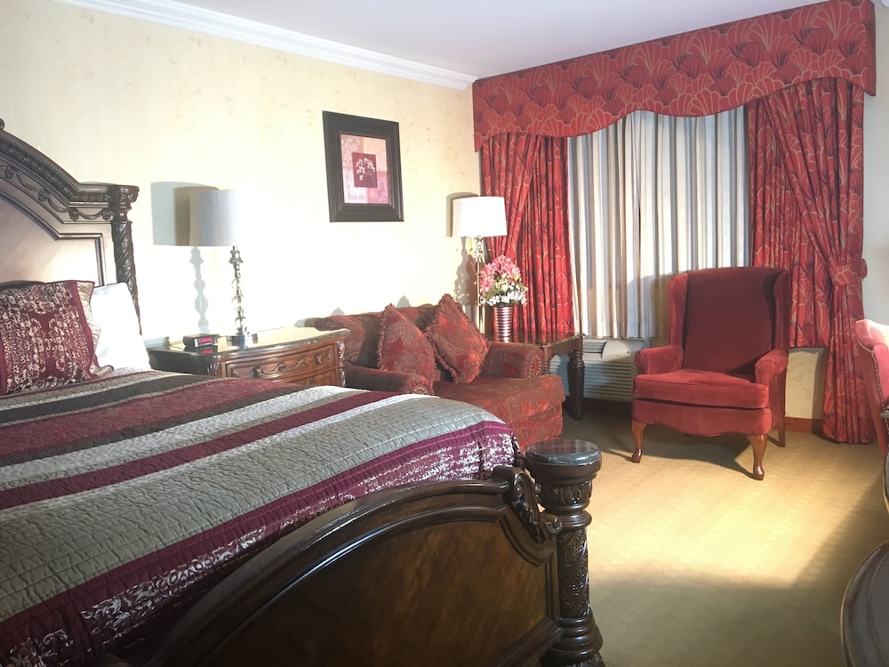 Acorn Motor Inn - carbon neutral hotel in Oak Harbor
