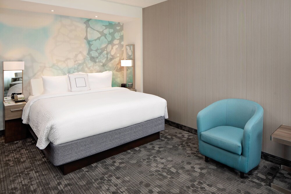 Courtyard by Marriott Dallas Downtown Reunion District - photo 7
