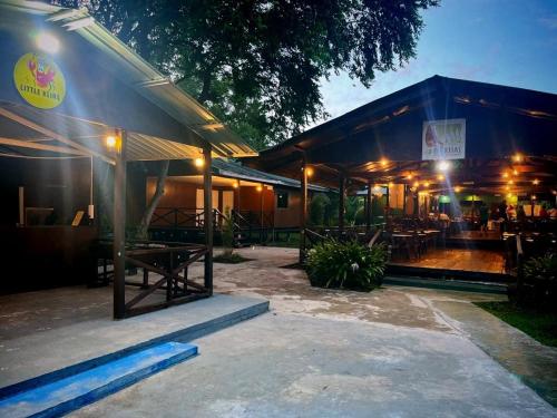Borneo Kelip Kelip Lodge Beaufort — 5-Star Luxury Hotel in Beaufort, Malaysia