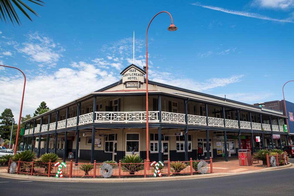 Castlereagh Hotel — hotel in Dubbo