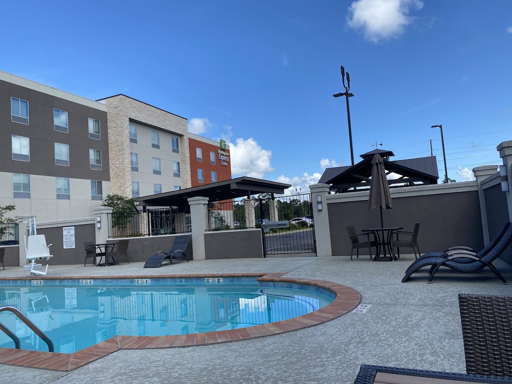 Holiday Inn Express Pineville Alexandria Area by IHG - photo 48