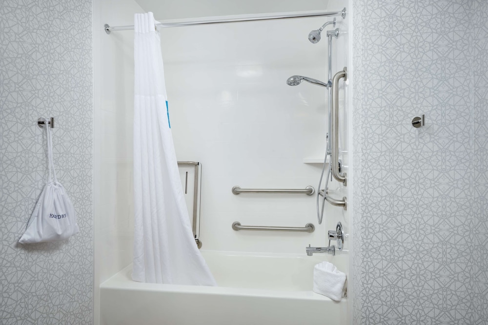 Hampton Inn Wilmington Medical Park - photo 25
