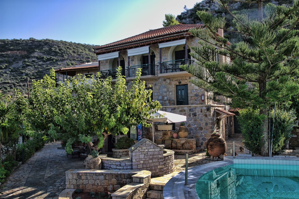 Palataki — hotel in Kardamyli