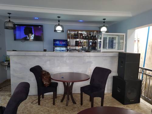 11:45 Hotel & Suites