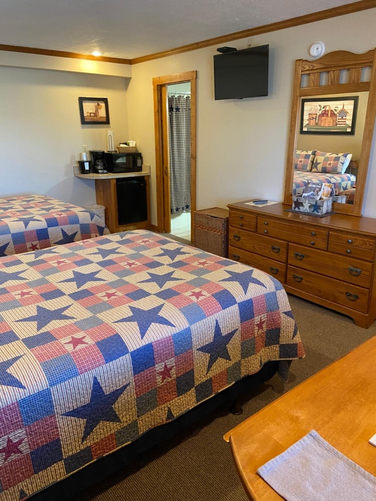 The Garrett Inn - photo 33