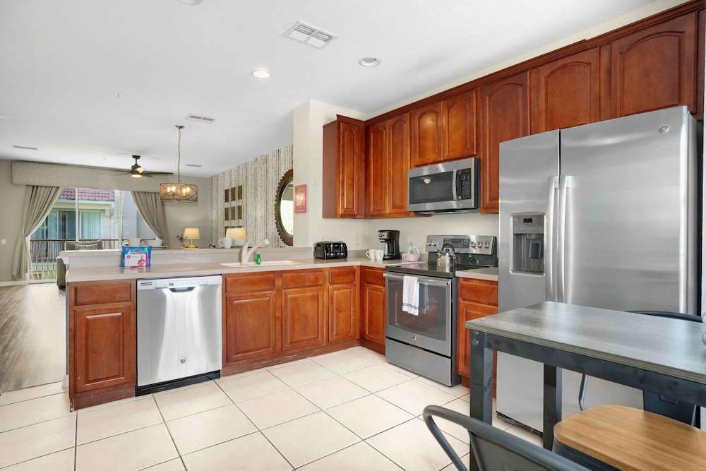 Spacious Townhome W patio & Garage Sleeps10 - photo 20