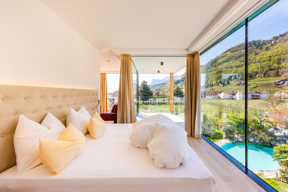 Hotel Gschwangut — Lana