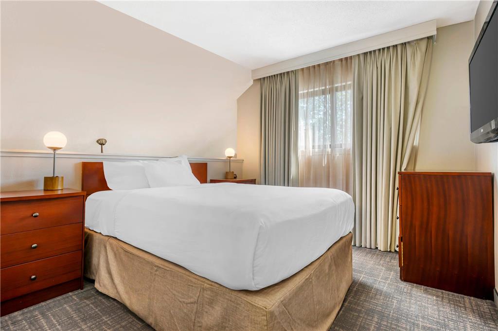 MainStay Suites St. Louis Galleria - photo 24