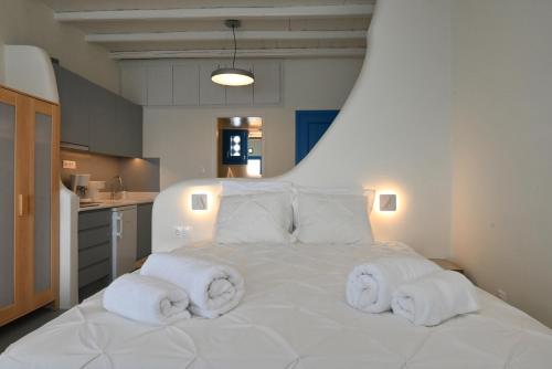 Dreamview Tinos — Unknown City — photo 2