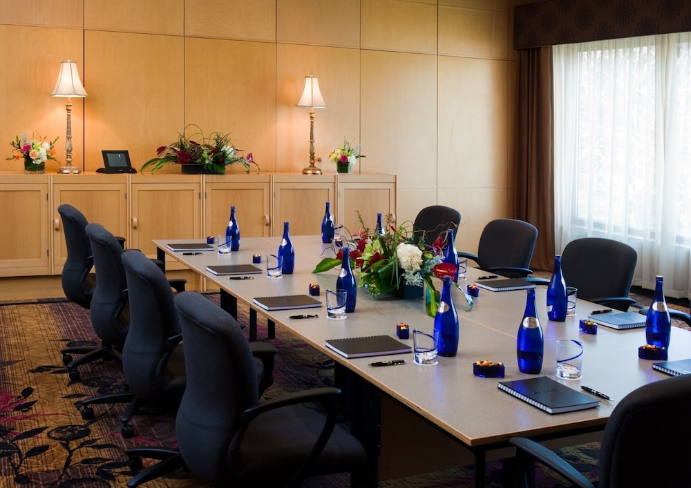 Crowne Plaza Minneapolis West by IHG - photo 66
