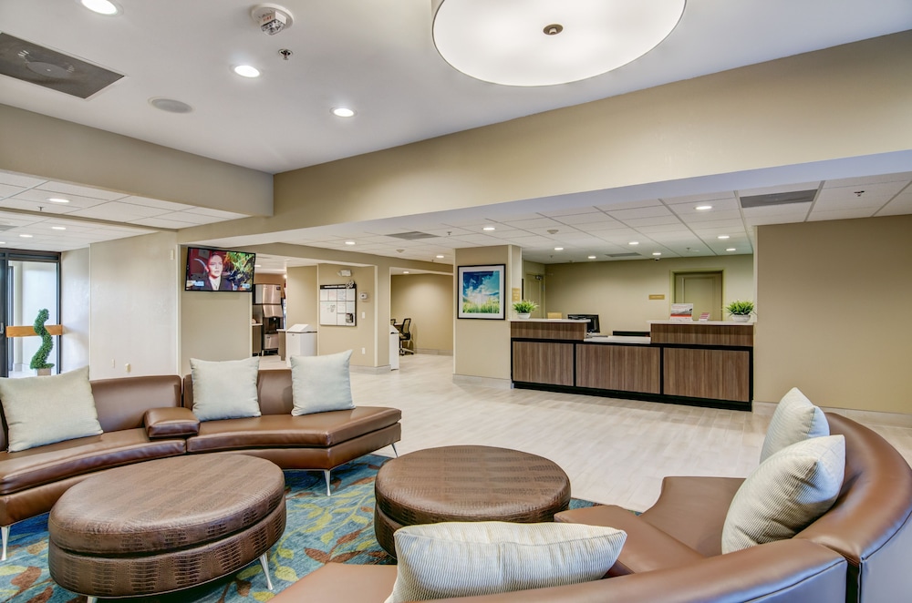 Candlewood Suites Richmond West Broad an IHG Hotel - photo 2