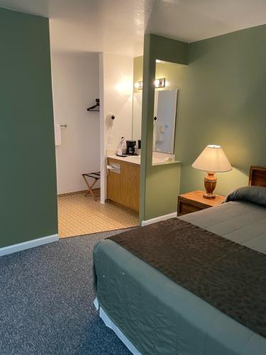 Murphey's Motel LLC - photo 21