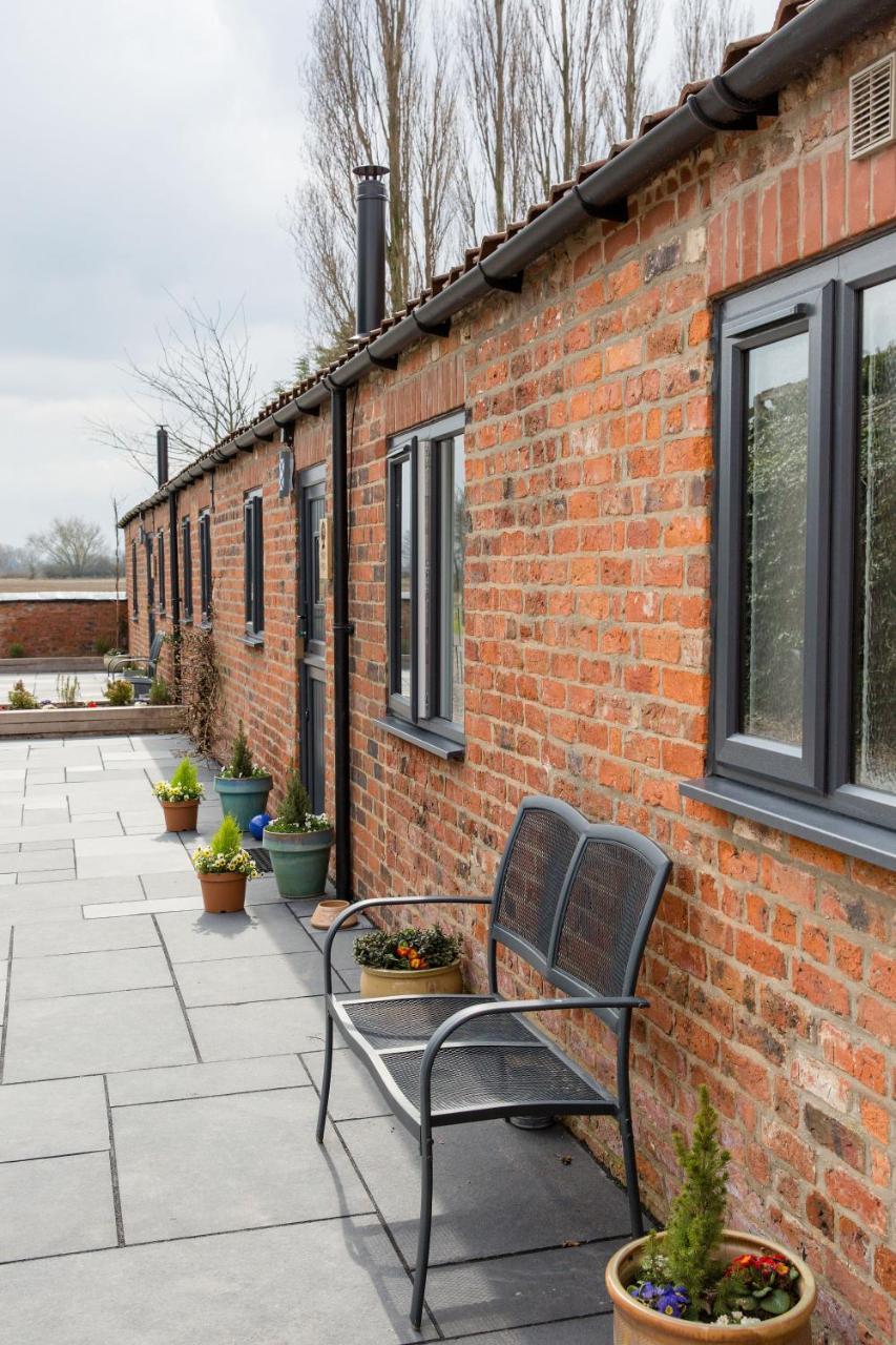 Thrush Nest Cottages Wren Cottage Sleeps 4 2 Bedrooms & Stable Cottage Sleeps 2 1 Bedroom