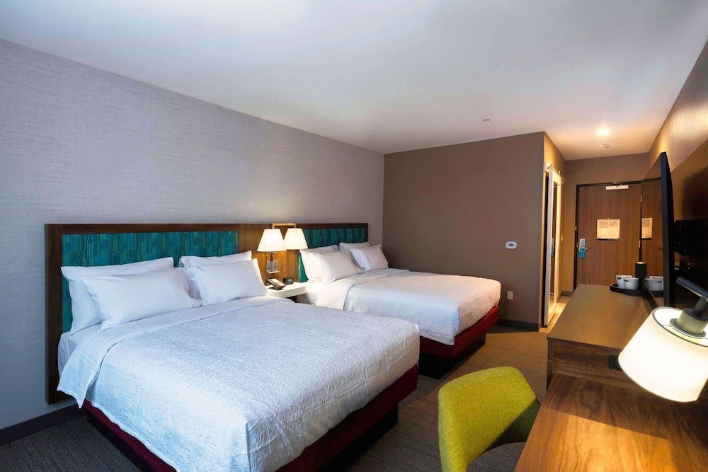 Hampton Inn by Hilton Needles - photo 10