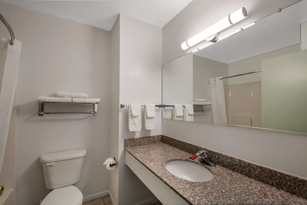 SureStay Plus Hotel by Best Western Berkeley Springs - photo 26
